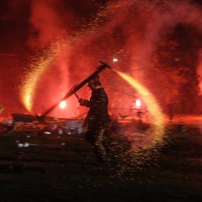 Feuer, Wasser und Posaunen